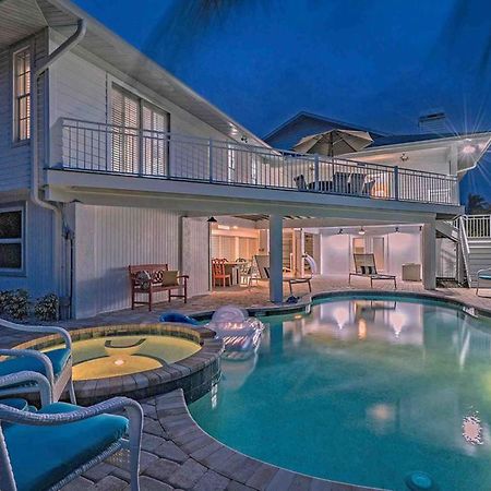 Surrounded By Sea Breezes Vila Anna Maria Exterior foto