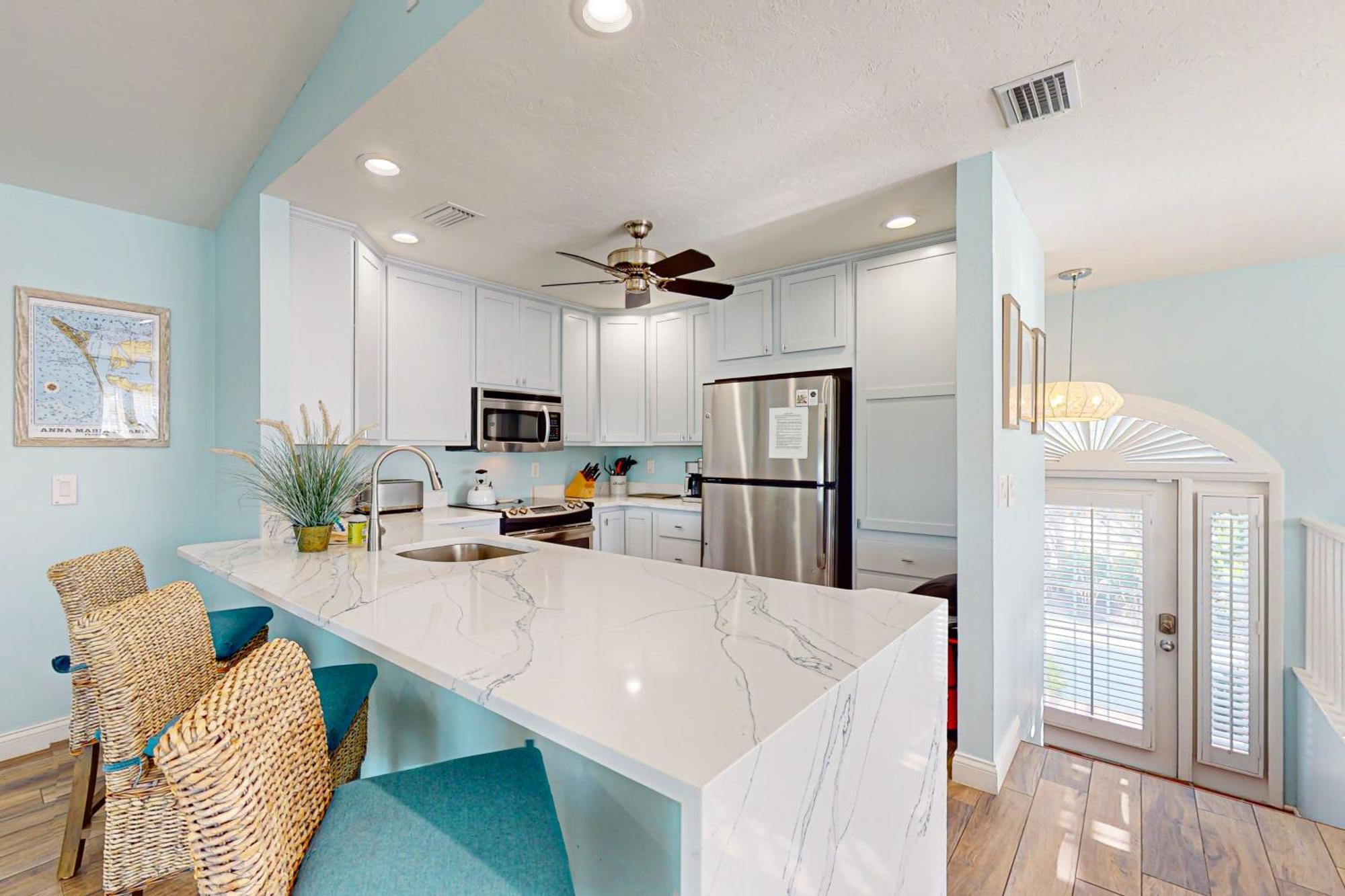 Surrounded By Sea Breezes Vila Anna Maria Exterior foto
