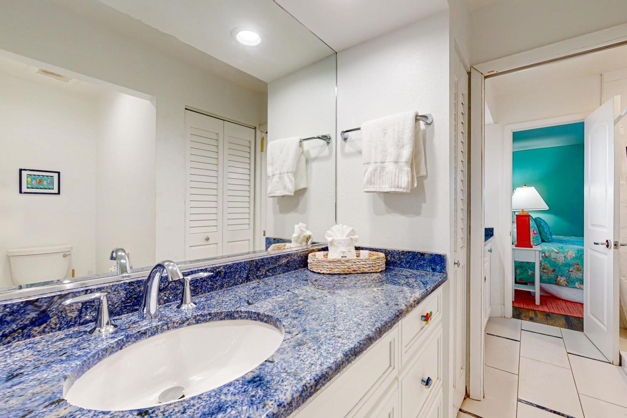 Surrounded By Sea Breezes Vila Anna Maria Exterior foto