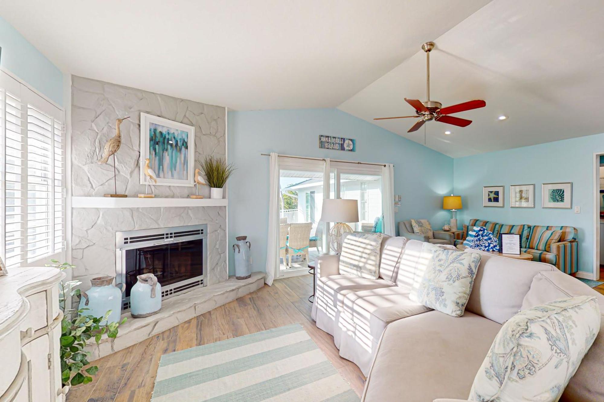 Surrounded By Sea Breezes Vila Anna Maria Exterior foto