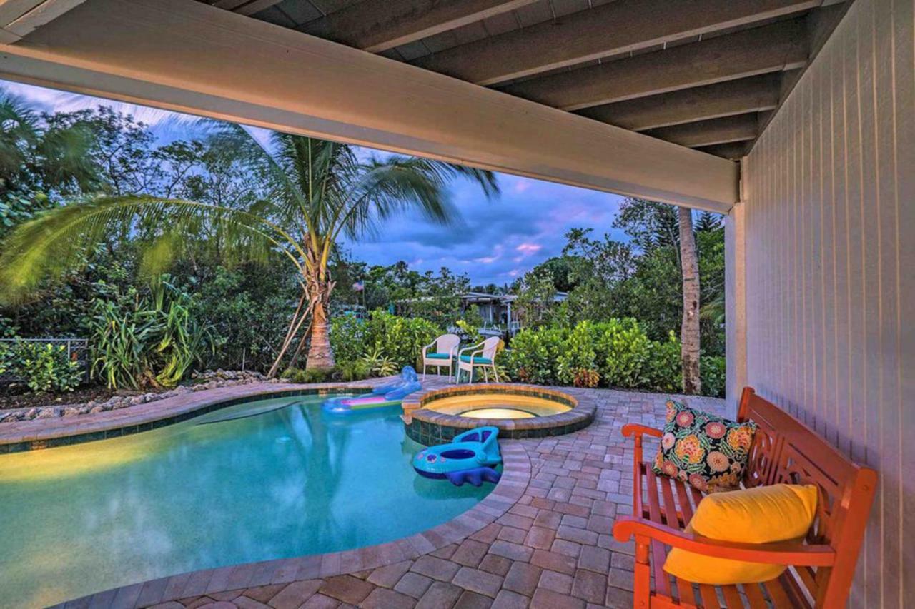 Surrounded By Sea Breezes Vila Anna Maria Exterior foto